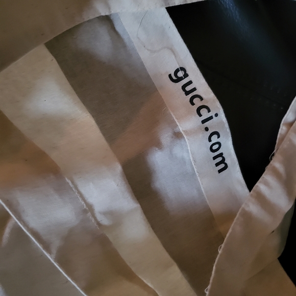 Authentic Guggi shopping bag - Picture 4 of 14